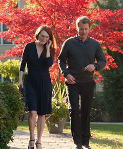 Julianne Moore and Greg Kinear