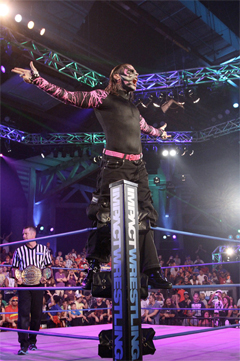 Jeff Hardy: Taking His Music To New Heights!