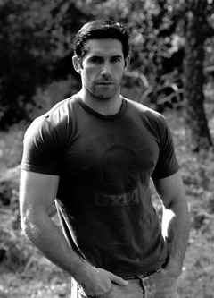 Scott Adkins