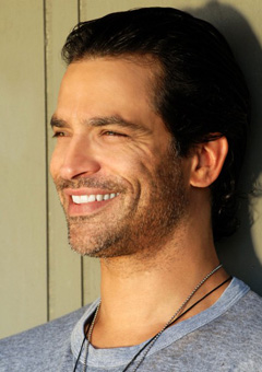 Johnathon Schaech