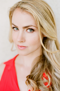 Amanda Schull