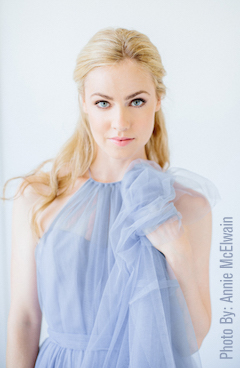 On The RIse: Amanda Schull