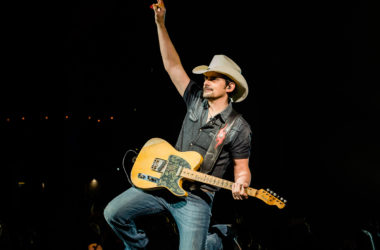 Brad Paisley Announces Tour 2021 - Photo by Jeff Lipsky