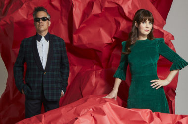 10th Anniversary Deluxe Edition of 'A Very She & Him Christmas '