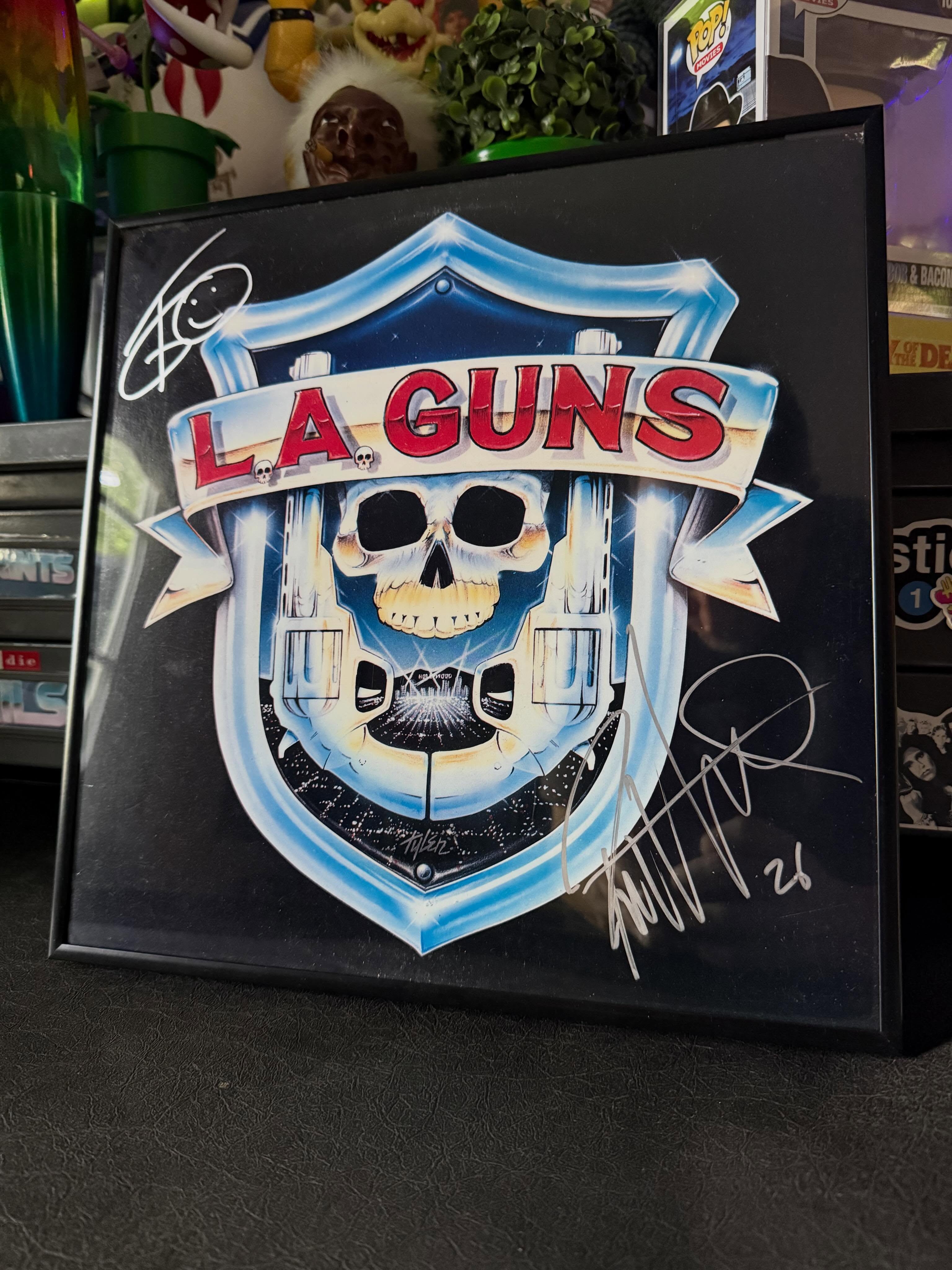 Had the pleasure of catching up with Tracii Guns and Phil Lewis this weekend of LA Guns. Always an amazing show! #LAGuns #rockandroll #RockMusic #PhilLewis #TraciiGuns