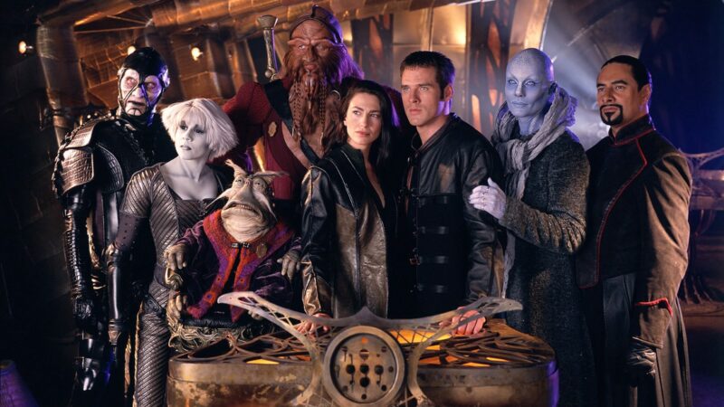 FARSCAPE: THE COMPLETE SERIES (25TH ANNIVERSARY EDITION)