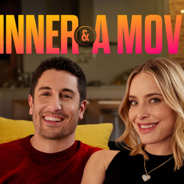 Jason Biggs and Jenny Mollen will host "Dinner & A Movie" on TBS.