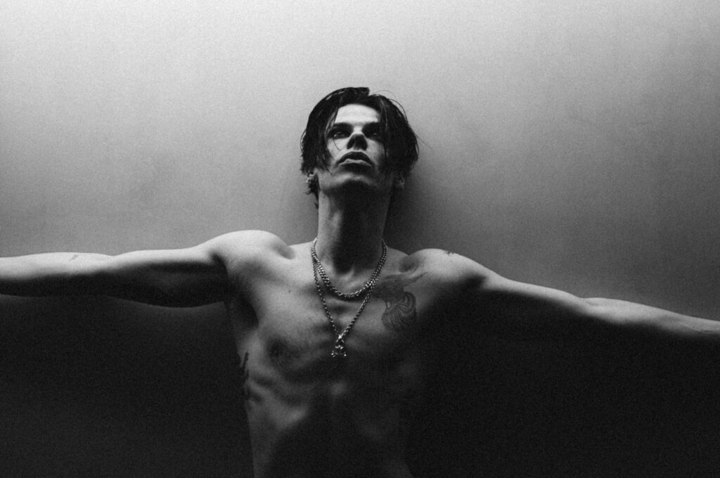 Yungblud - Photo by Tom Pallant